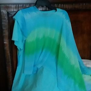 D Fuentes Turquoise T Shirt W/ Ombre "Poncho"